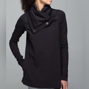 Lululemon Savasana Wrap black size 4. Great condition!